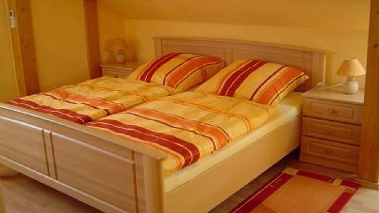 Schlafzimmer - Bett Schlafzimmer - Bett
